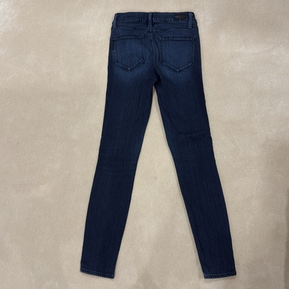 Like new Paige Verdugo Ankle jeans size 24 - Picture 2 of 3